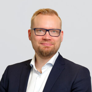 Ropo vahvistaa johtoaan: Ilkka Sammelvuosta konsernin operatiivinen johtaja ja Suomeen uusi toimitusjohtaja